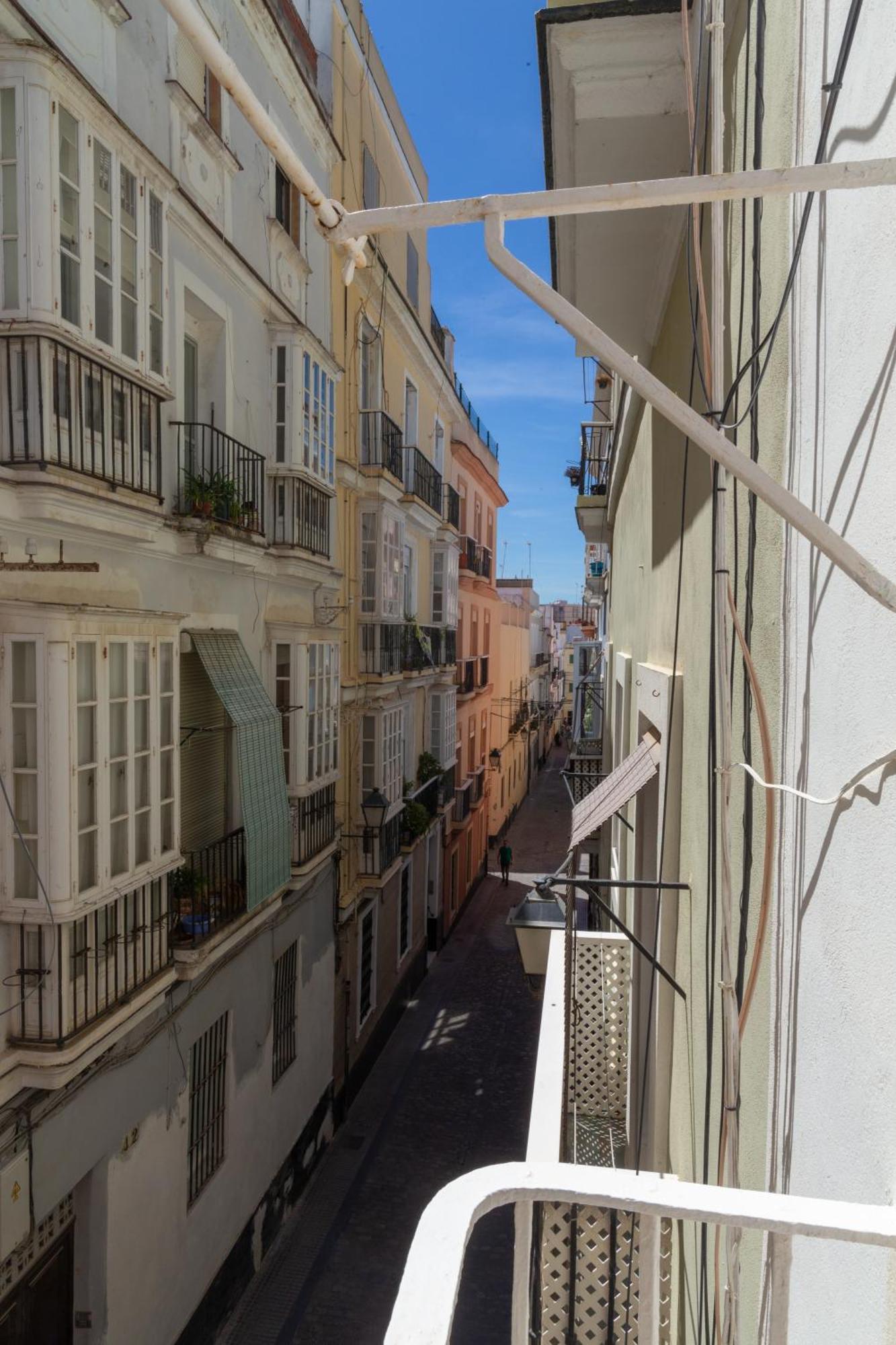 The Traveller`s house Levante en el corazón de Cádiz WiFi Buitenkant foto